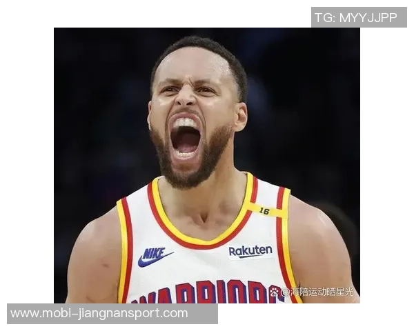 库里回应关键进攻犯规事件称自己只是正常挥臂防守者侵犯了我的空间