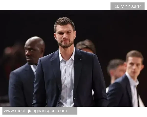 开拓者媒体人称赞斯普利特潜力无限期待他在波波指导下成名 开拓者媒体人称赞斯普利特潜力无限期待他在波波指导下成名